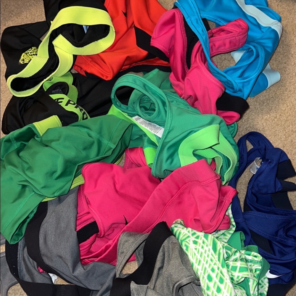 ATHLETIC WEAR CLEAN OUT